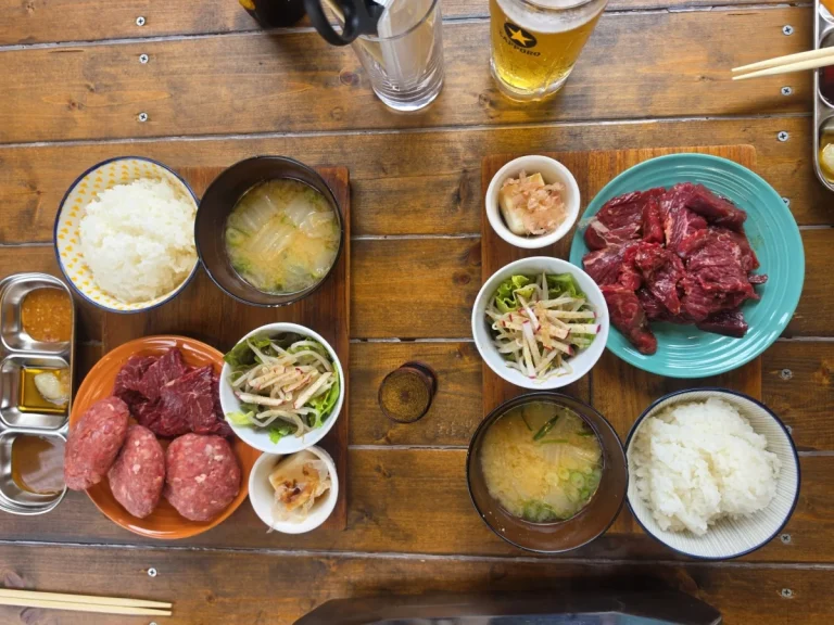모모치 해변 맛집